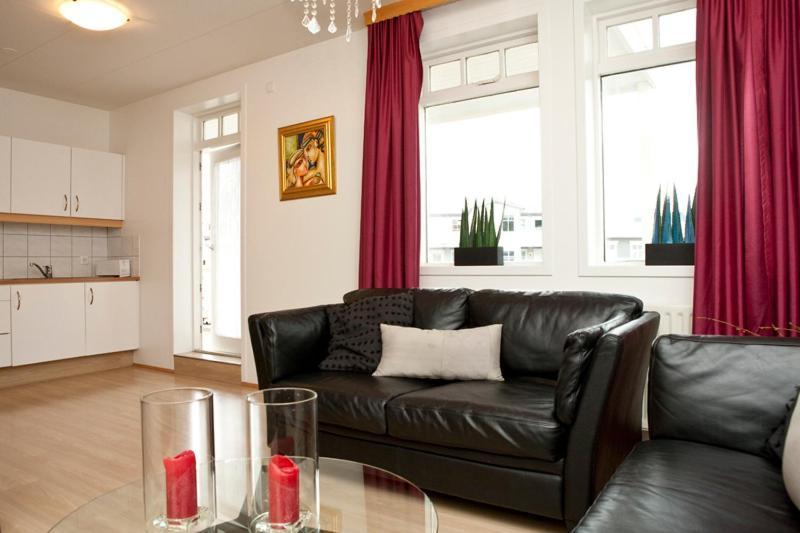 Hotel Ibudir Apartments Akureyri Room photo